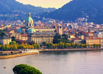 Como - Farbenfroher Wochenmarkt