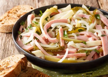 Schwarzwaldfahrt zum Wurstsalat-Buffet beim Hader-Karle