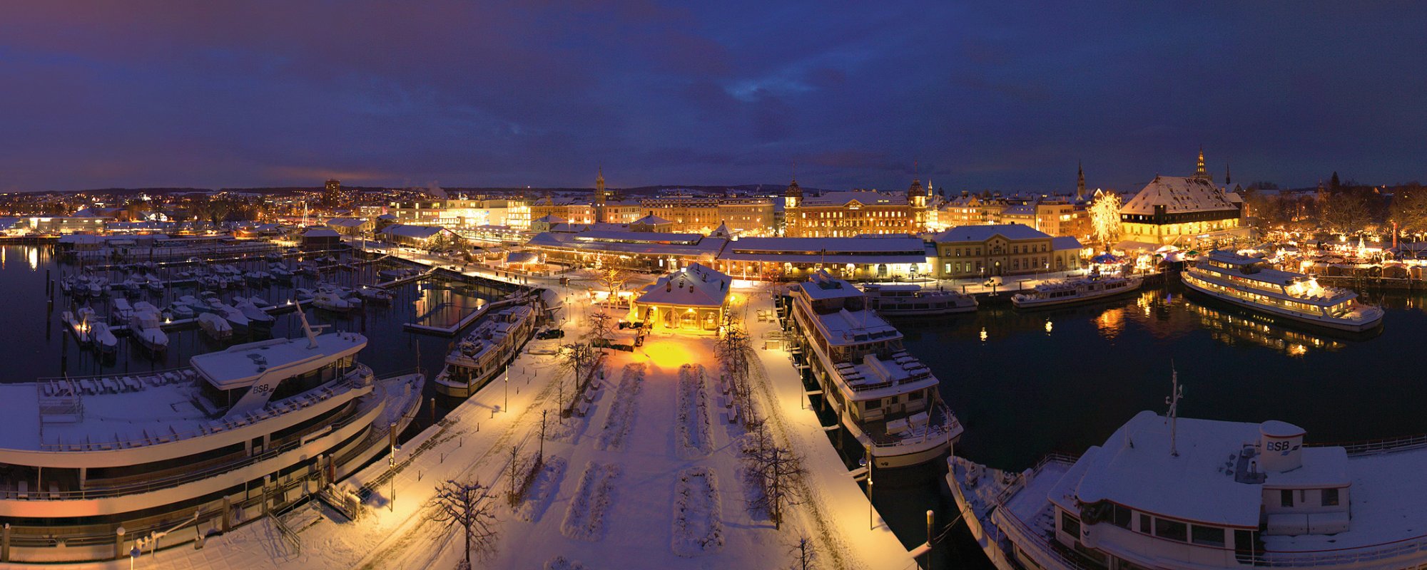 Weihnachtsmarkt am See in Konstanz