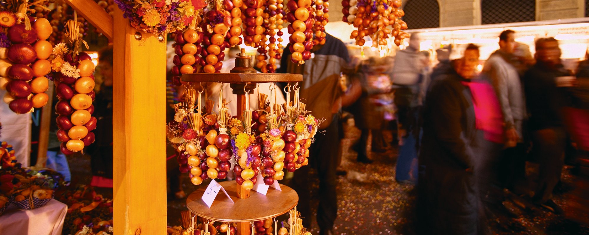Zwiebelmarkt (Zibelemärit) in Bern