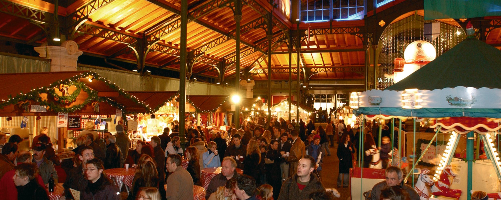 Weihnachtsmarkt - Markthalle