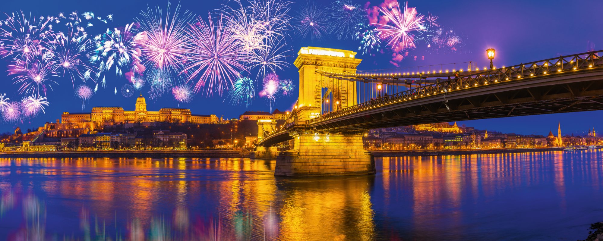 Feuerwerk über Budapest
